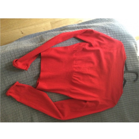 Kookai red cardigan. Wore it once , doesn’t fit me in the chest. - Picture 3 of 3